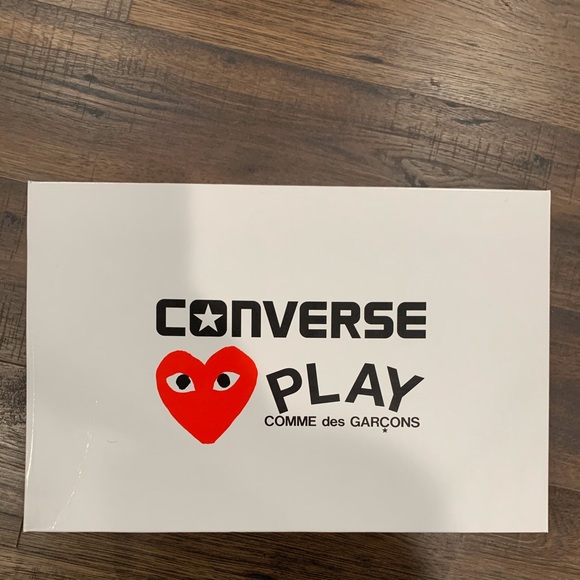 SOLD - Commes des Garcons Play x Converse (Men’s) - Picture 4 of 4